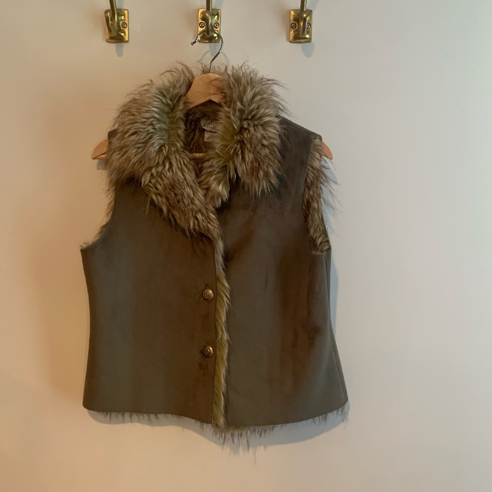 Faux fur green vest